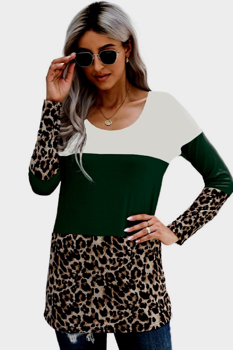 Camiseta corta y cosida de leopardo con espalda de encaje