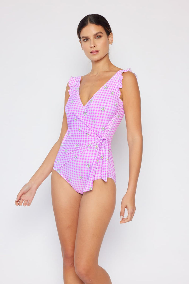 Marina West Swim Traje de baño de una pieza de tamaño completo con volantes y flotador sintético en rosa clavel