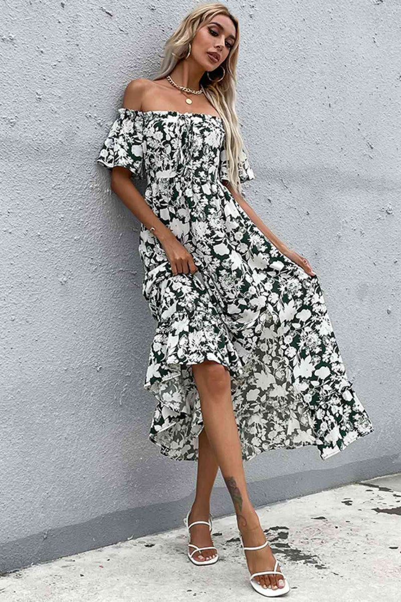 Vestido midi con hombros descubiertos y abertura floral