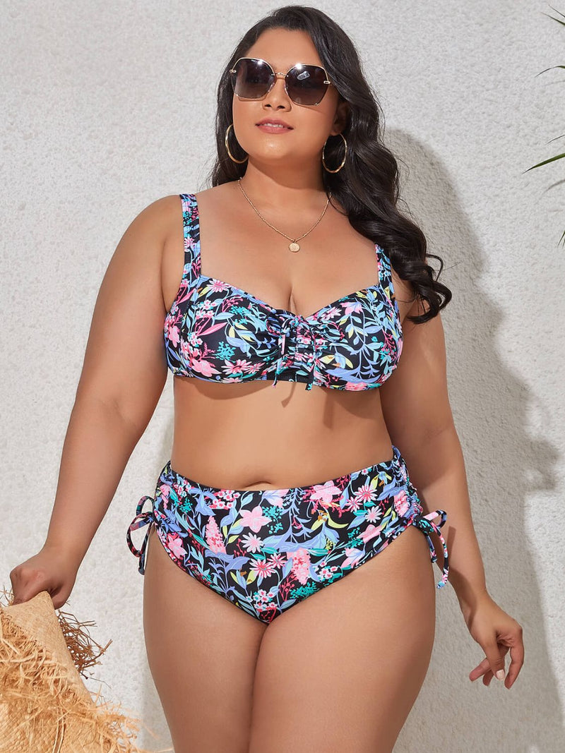 Conjunto de bikini con detalle de cordón estampado de talla grande