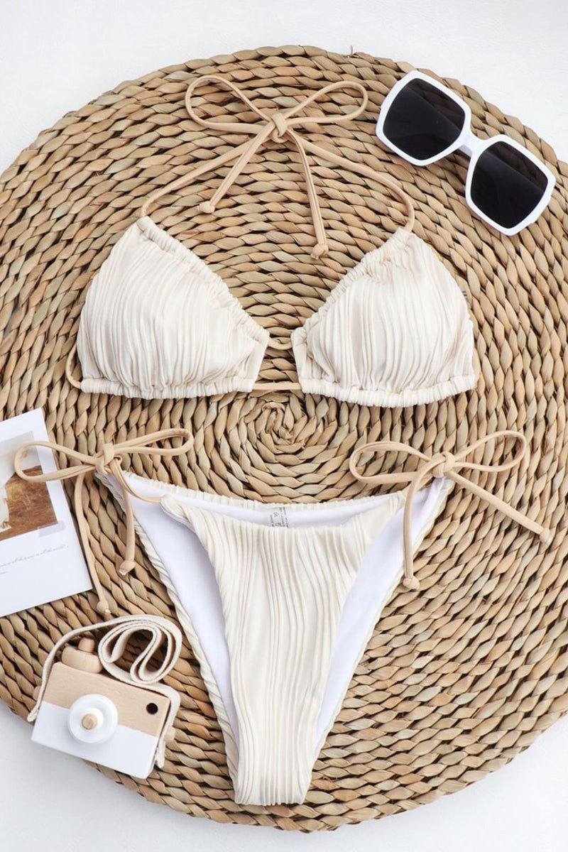 Conjunto de bikini atado con cuello halter texturizado